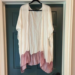 Don’t Ask Why white/red tie dye flowy top